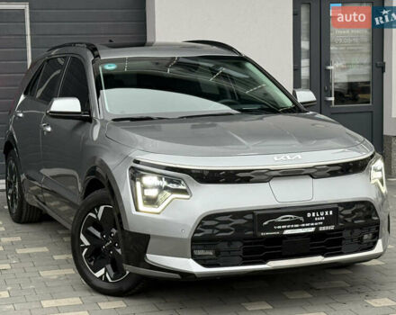 Серый Киа Niro, объемом двигателя 0 л и пробегом 54 тыс. км за 26700 $, фото 2 на Automoto.ua