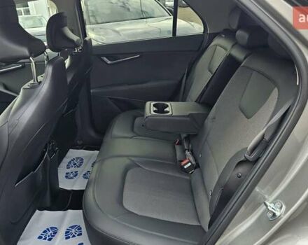 Серый Киа Niro, объемом двигателя 0 л и пробегом 30 тыс. км за 33800 $, фото 4 на Automoto.ua