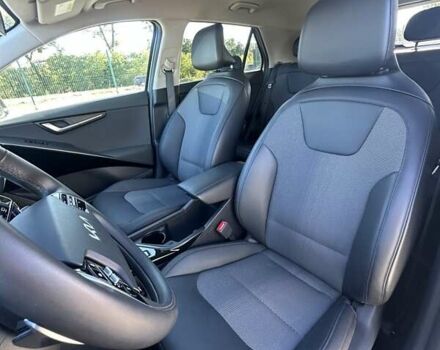 Сірий Кіа Niro, об'ємом двигуна 0 л та пробігом 36 тис. км за 23999 $, фото 18 на Automoto.ua