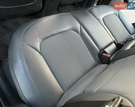 Серый Киа Niro, объемом двигателя 0 л и пробегом 80 тыс. км за 23750 $, фото 85 на Automoto.ua