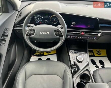 Серый Киа Niro, объемом двигателя 0 л и пробегом 40 тыс. км за 22900 $, фото 14 на Automoto.ua