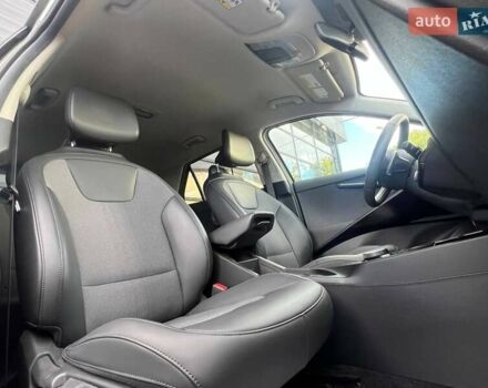Серый Киа Niro, объемом двигателя 0 л и пробегом 40 тыс. км за 22900 $, фото 21 на Automoto.ua