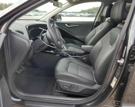 Сірий Кіа Niro, об'ємом двигуна 1.6 л та пробігом 16 тис. км за 7000 $, фото 6 на Automoto.ua