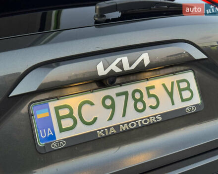 Серый Киа Niro, объемом двигателя 0 л и пробегом 80 тыс. км за 23750 $, фото 14 на Automoto.ua