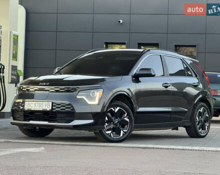 Серый Киа Niro, объемом двигателя 0 л и пробегом 80 тыс. км за 23750 $, фото 39 на Automoto.ua