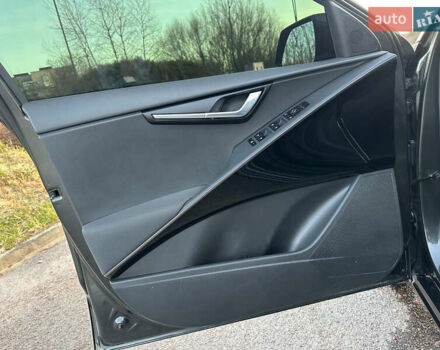 Серый Киа Niro, объемом двигателя 0 л и пробегом 80 тыс. км за 23750 $, фото 56 на Automoto.ua