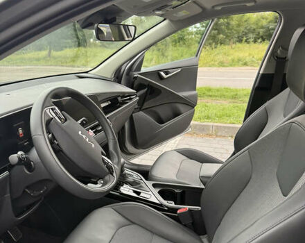 Сірий Кіа Niro, об'ємом двигуна 1.58 л та пробігом 52 тис. км за 23700 $, фото 25 на Automoto.ua