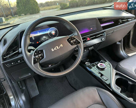 Серый Киа Niro, объемом двигателя 0 л и пробегом 80 тыс. км за 23750 $, фото 63 на Automoto.ua