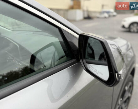 Сірий Кіа Niro, об'ємом двигуна 1.58 л та пробігом 52 тис. км за 23700 $, фото 4 на Automoto.ua