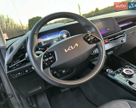 Серый Киа Niro, объемом двигателя 0 л и пробегом 80 тыс. км за 23750 $, фото 65 на Automoto.ua