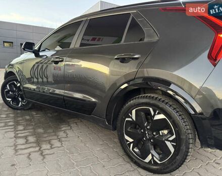 Серый Киа Niro, объемом двигателя 0 л и пробегом 80 тыс. км за 23750 $, фото 5 на Automoto.ua