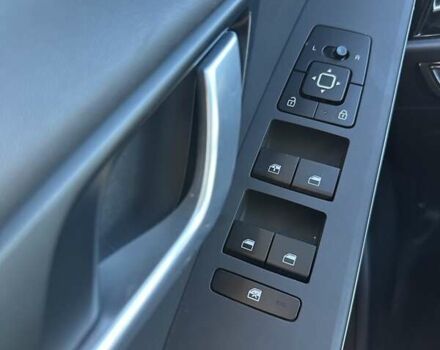 Сірий Кіа Niro, об'ємом двигуна 0 л та пробігом 36 тис. км за 23999 $, фото 26 на Automoto.ua