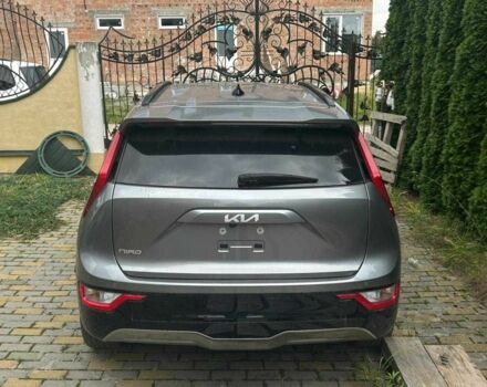 Сірий Кіа Niro, об'ємом двигуна 0 л та пробігом 59 тис. км за 10700 $, фото 2 на Automoto.ua