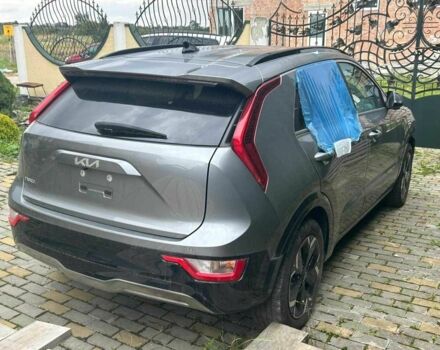 Сірий Кіа Niro, об'ємом двигуна 0 л та пробігом 59 тис. км за 10700 $, фото 3 на Automoto.ua