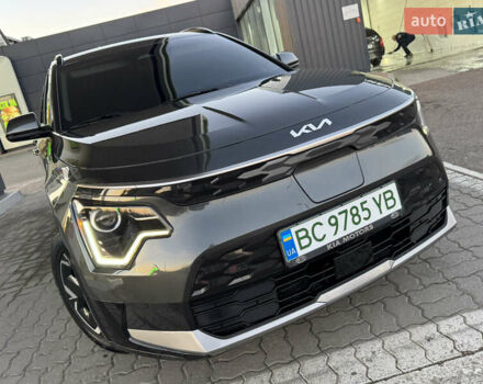 Серый Киа Niro, объемом двигателя 0 л и пробегом 80 тыс. км за 23750 $, фото 48 на Automoto.ua