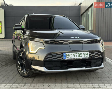 Серый Киа Niro, объемом двигателя 0 л и пробегом 80 тыс. км за 23750 $, фото 1 на Automoto.ua