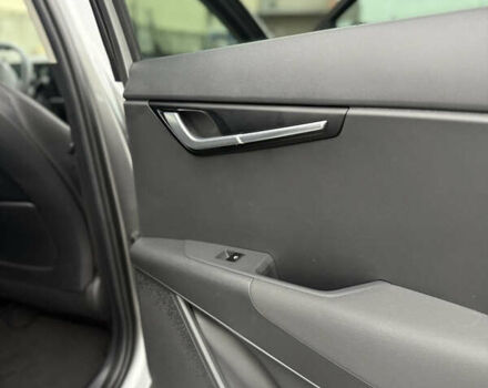 Сірий Кіа Niro, об'ємом двигуна 1.58 л та пробігом 52 тис. км за 23700 $, фото 20 на Automoto.ua