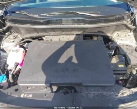 Сірий Кіа Niro, об'ємом двигуна 0 л та пробігом 1 тис. км за 9000 $, фото 8 на Automoto.ua