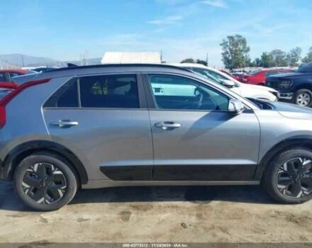 Сірий Кіа Niro, об'ємом двигуна 0 л та пробігом 1 тис. км за 9000 $, фото 11 на Automoto.ua
