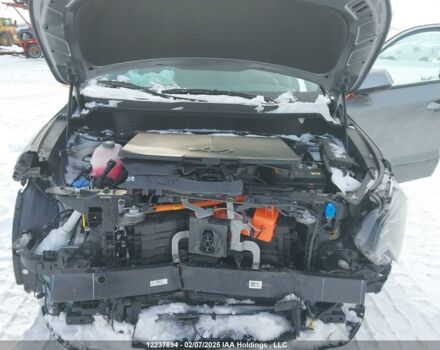 Серый Киа Niro, объемом двигателя 0 л и пробегом 2 тыс. км за 13800 $, фото 10 на Automoto.ua