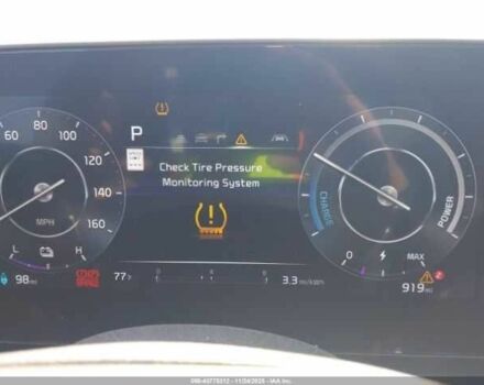 Сірий Кіа Niro, об'ємом двигуна 0 л та пробігом 1 тис. км за 9000 $, фото 6 на Automoto.ua