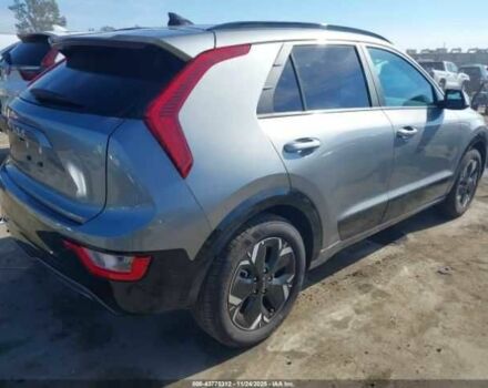 Сірий Кіа Niro, об'ємом двигуна 0 л та пробігом 1 тис. км за 9000 $, фото 3 на Automoto.ua