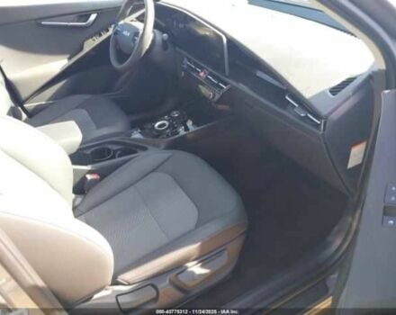 Сірий Кіа Niro, об'ємом двигуна 0 л та пробігом 1 тис. км за 9000 $, фото 4 на Automoto.ua