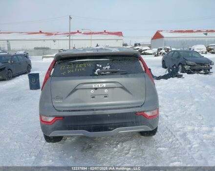 Серый Киа Niro, объемом двигателя 0 л и пробегом 2 тыс. км за 13800 $, фото 4 на Automoto.ua