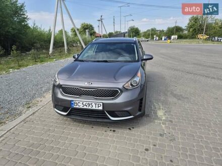 Кіа Niro 2016 у Львові на Automoto.ua Сірий Кіа Niro, об'ємом двигуна 1.58 л та пробігом 130 тис. км за 12500 $, фото 1 на Automoto.ua