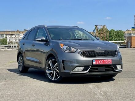 Сірий Кіа Niro, об'ємом двигуна 1.6 л та пробігом 141 тис. км за 19000 $, фото 1 на Automoto.ua