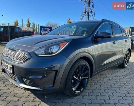 Серый Киа Niro, объемом двигателя 1.58 л и пробегом 288 тыс. км за 14500 $, фото 1 на Automoto.ua
