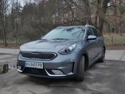 Серый Киа Niro, объемом двигателя 1.6 л и пробегом 149 тыс. км за 14900 $, фото 1 на Automoto.ua