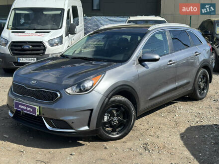 Киа Niro 2018 в Киеве на Automoto.ua Серый Киа Niro, объемом двигателя 1.58 л и пробегом 130 тыс. км за 15100 $, фото 1 на Automoto.ua