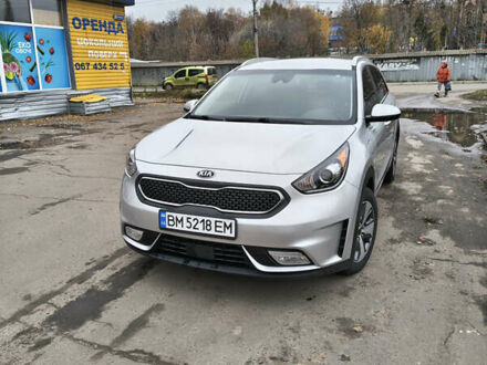 Серый Киа Niro, объемом двигателя 1.58 л и пробегом 143 тыс. км за 17500 $, фото 1 на Automoto.ua