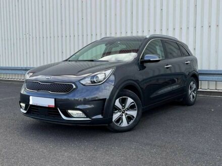 Серый Киа Niro, объемом двигателя 1.6 л и пробегом 89 тыс. км за 15000 $, фото 1 на Automoto.ua