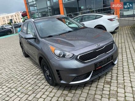 Киа Niro 2018 в Львове на Automoto.ua Серый Киа Niro, объемом двигателя 1.58 л и пробегом 208 тыс. км за 14900 $, фото 1 на Automoto.ua