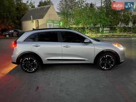 Киа Niro 2018 в Подольск (Котовск) на Automoto.ua Серый Киа Niro, объемом двигателя 1.6 л и пробегом 119 тыс. км за 17900 $, фото 1 на Automoto.ua
