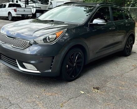 Серый Киа Niro, объемом двигателя 1.6 л и пробегом 47 тыс. км за 15000 $, фото 1 на Automoto.ua