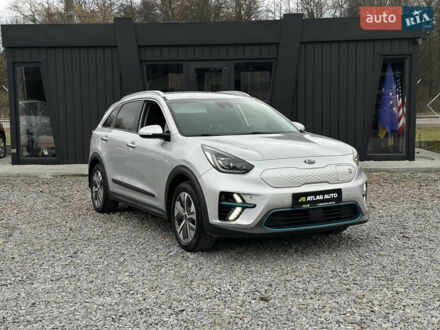 Серый Киа Niro, объемом двигателя 0 л и пробегом 120 тыс. км за 18600 $, фото 1 на Automoto.ua