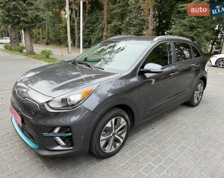Сірий Кіа Niro, об'ємом двигуна 0 л та пробігом 65 тис. км за 16700 $, фото 1 на Automoto.ua