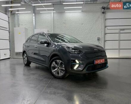 Серый Киа Niro, объемом двигателя 0 л и пробегом 128 тыс. км за 18871 $, фото 1 на Automoto.ua