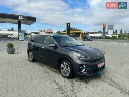 Сірий Кіа Niro, об'ємом двигуна 0 л та пробігом 93 тис. км за 19141 $, фото 1 на Automoto.ua