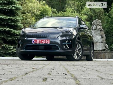 Сірий Кіа Niro, об'ємом двигуна 0 л та пробігом 123 тис. км за 18250 $, фото 1 на Automoto.ua