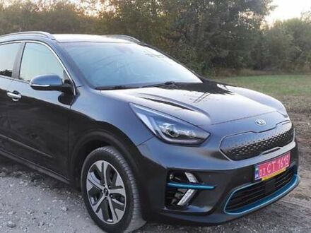 Кіа Niro 2019 у Дніпро (Дніпропетровську) на Automoto.ua Сірий Кіа Niro, об'ємом двигуна 0 л та пробігом 105 тис. км за 18300 $, фото 1 на Automoto.ua