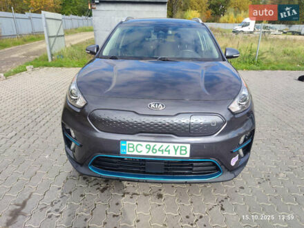Киа Niro 2019 в Трускавце на Automoto.ua Серый Киа Niro, объемом двигателя 0 л и пробегом 119 тыс. км за 16300 $, фото 1 на Automoto.ua