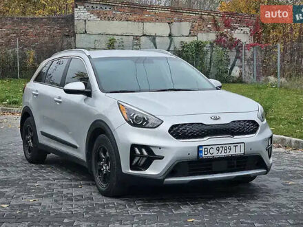 Серый Киа Niro, объемом двигателя 1.6 л и пробегом 115 тыс. км за 16700 $, фото 1 на Automoto.ua