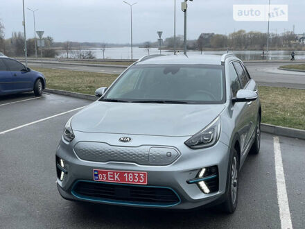 Сірий Кіа Niro, об'ємом двигуна 0 л та пробігом 111 тис. км за 19000 $, фото 1 на Automoto.ua