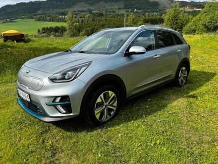 Сірий Кіа Niro, об'ємом двигуна 0 л та пробігом 127 тис. км за 14500 $, фото 1 на Automoto.ua