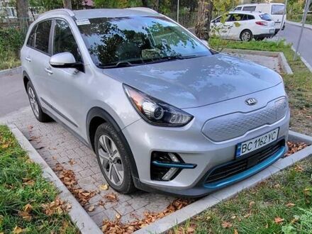 Сірий Кіа Niro, об'ємом двигуна 0 л та пробігом 245 тис. км за 16500 $, фото 1 на Automoto.ua