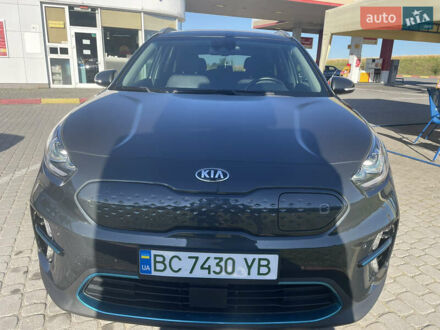 Киа Niro 2019 в Львове на Automoto.ua Серый Киа Niro, объемом двигателя 0 л и пробегом 89 тыс. км за 21300 $, фото 1 на Automoto.ua